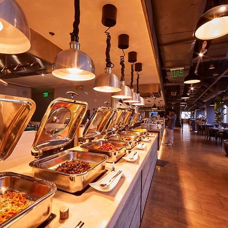 Brittany Hotel Bgc Taguig Kültér fotó